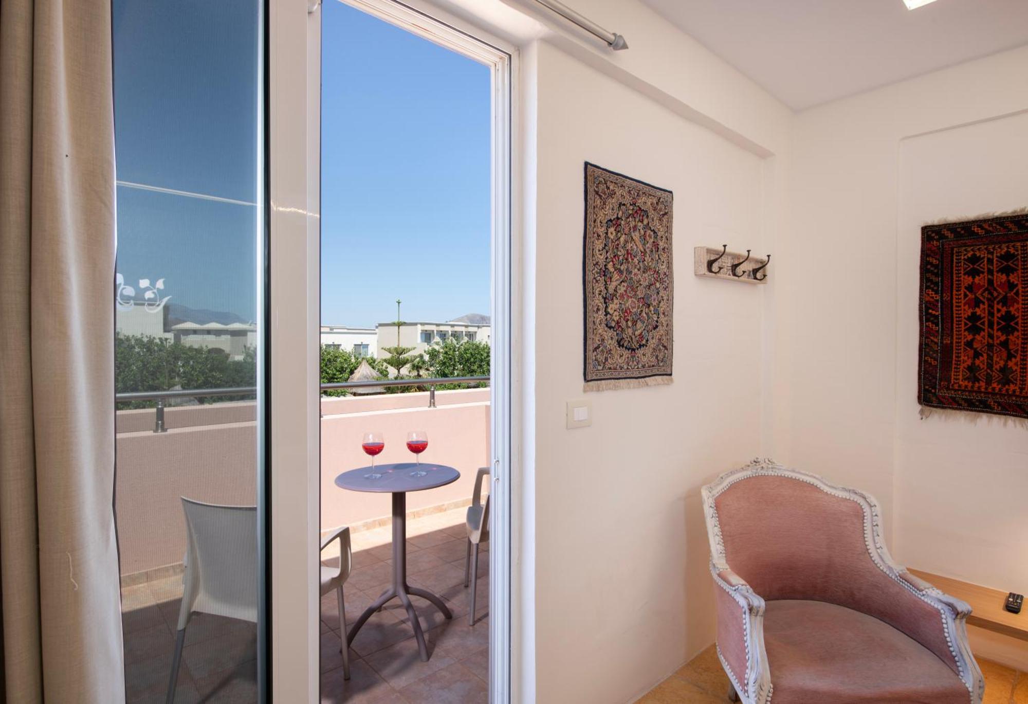 Orpheas Resort Hotel (Adults Only) Paralia Kourna Екстериор снимка